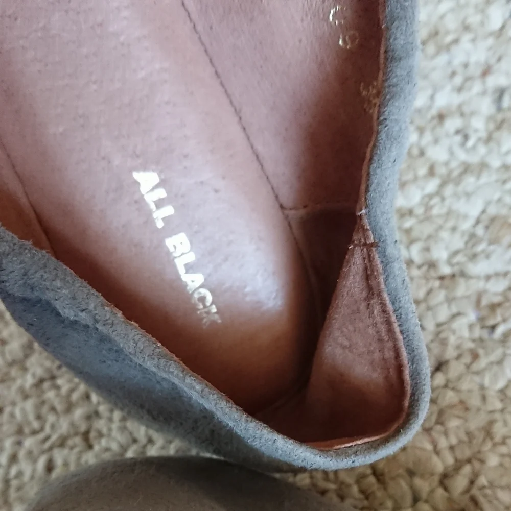 ALL BLACK gray suede horsebit Loafers with Gold Accent size 8